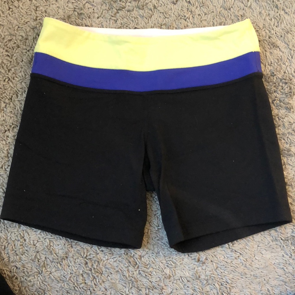 Lulu Lemon spandex shorts